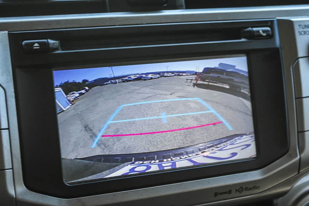 Thumbnail: 2017 Toyota 4Runner - 21