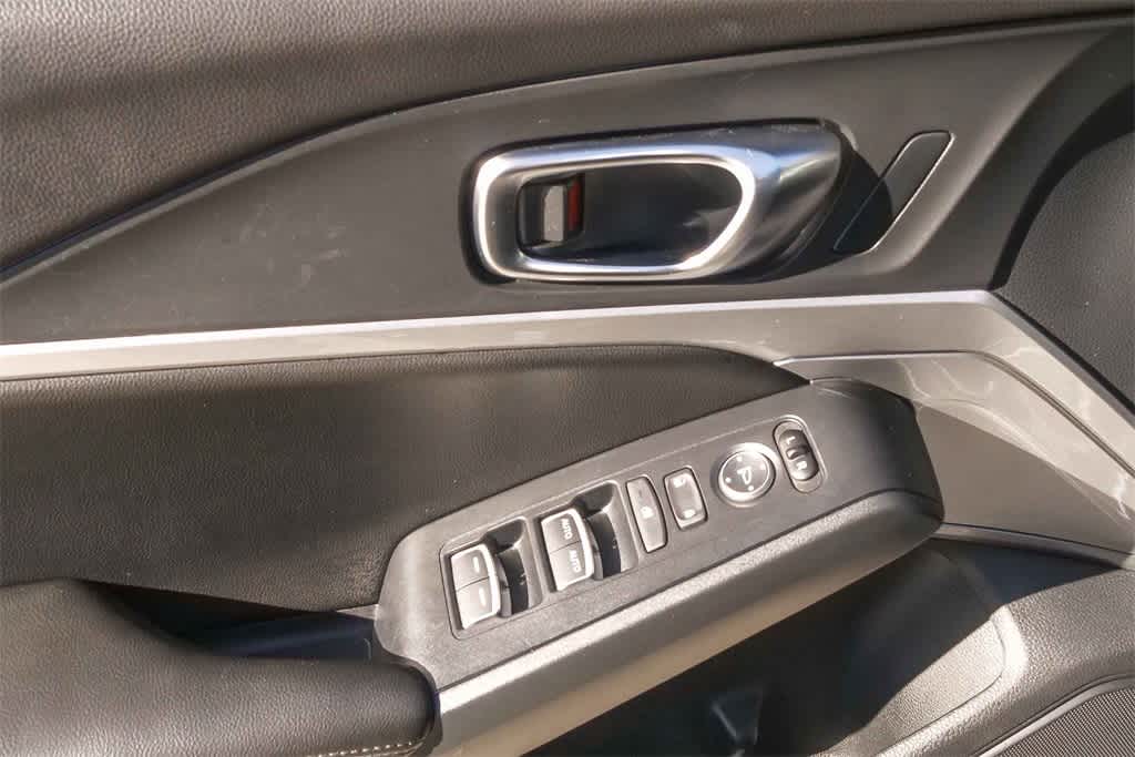 Thumbnail: 2025 Acura Integra - 19