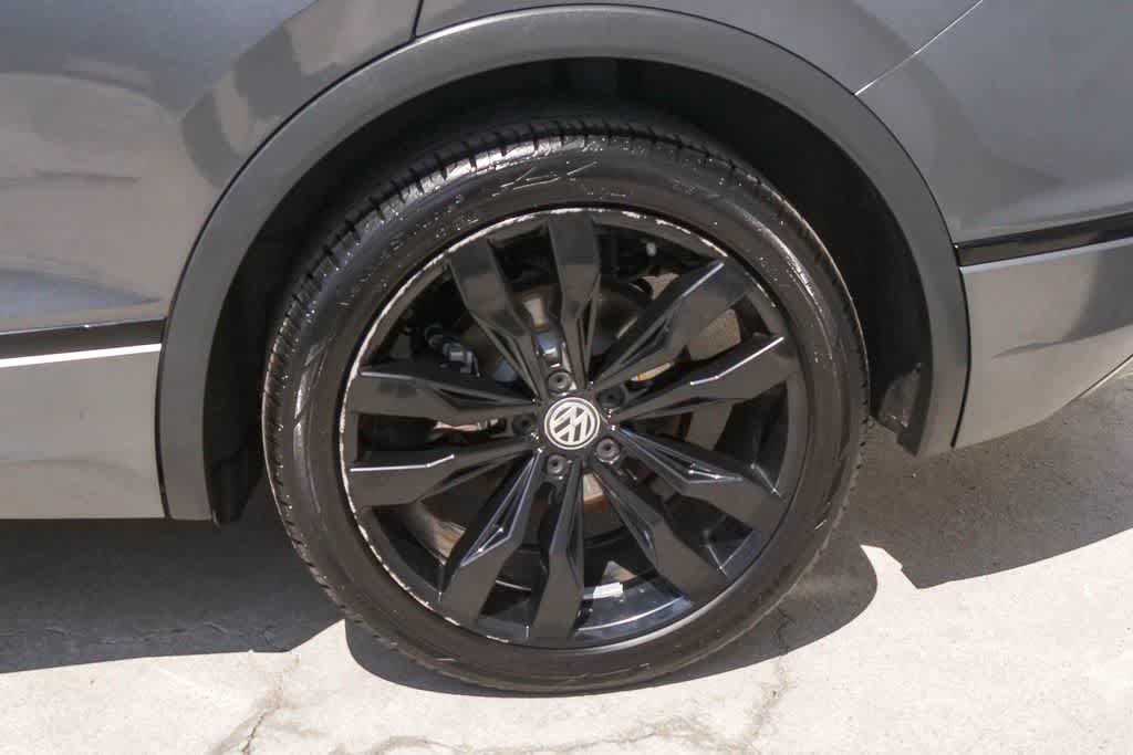 Thumbnail: 2020 Volkswagen Tiguan - 5