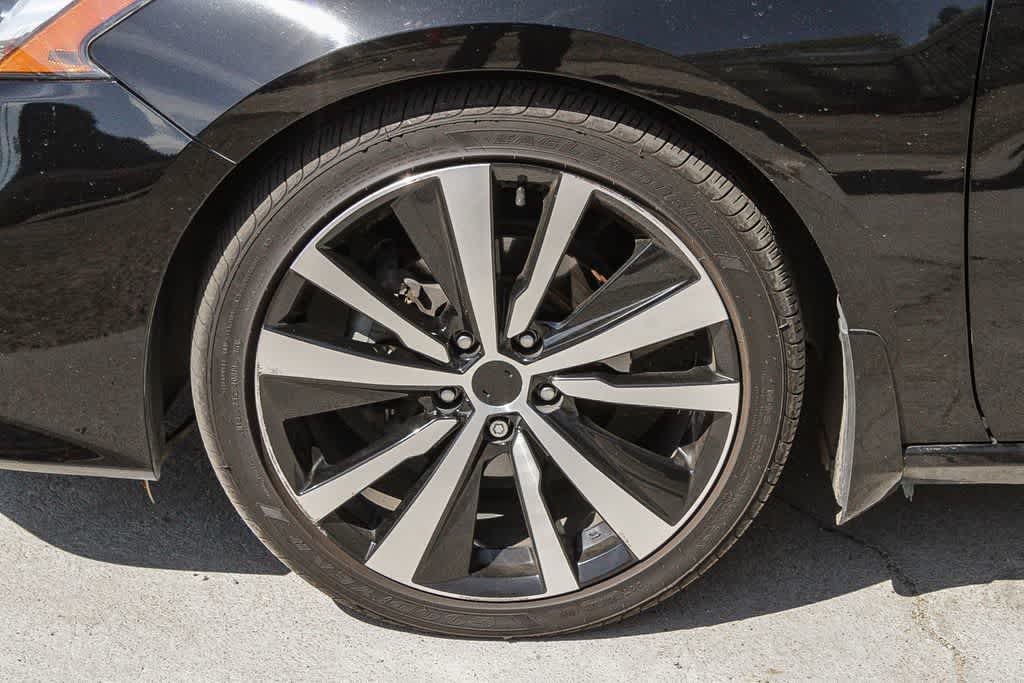 Thumbnail: 2019 Nissan Altima - 5