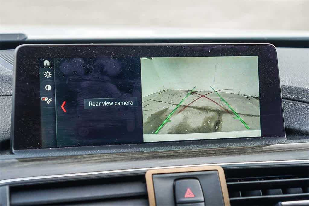 Thumbnail: 2018 BMW 3 Series - 27