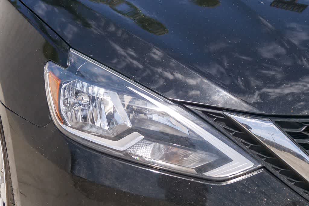 Thumbnail: 2016 Nissan Sentra - 4