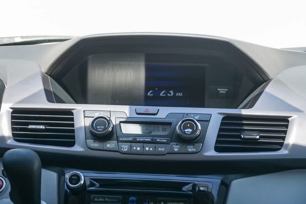 Thumbnail: 2015 Honda Odyssey - 13