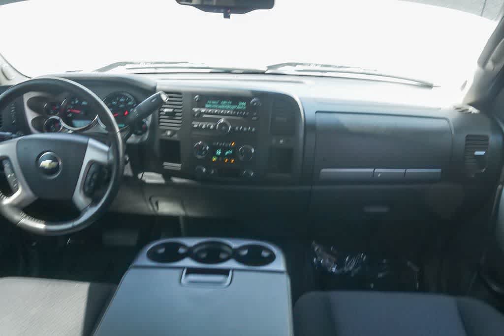 Thumbnail: 2011 Chevrolet Silverado 1500 - 11