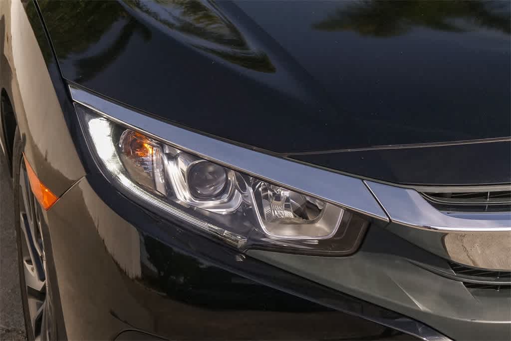 Thumbnail: 2017 Honda Civic - 4