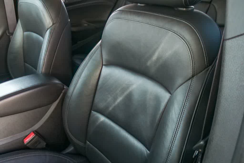 Thumbnail: 2017 Chevrolet Cruze - 18