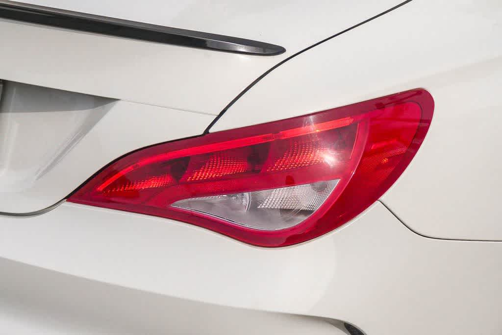 Thumbnail: 2018 Mercedes-Benz CLA - 10