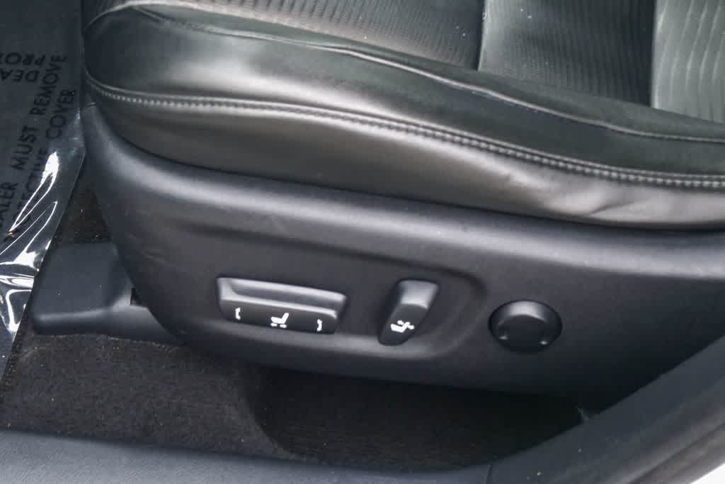 Thumbnail: 2013 Lexus CT - 20