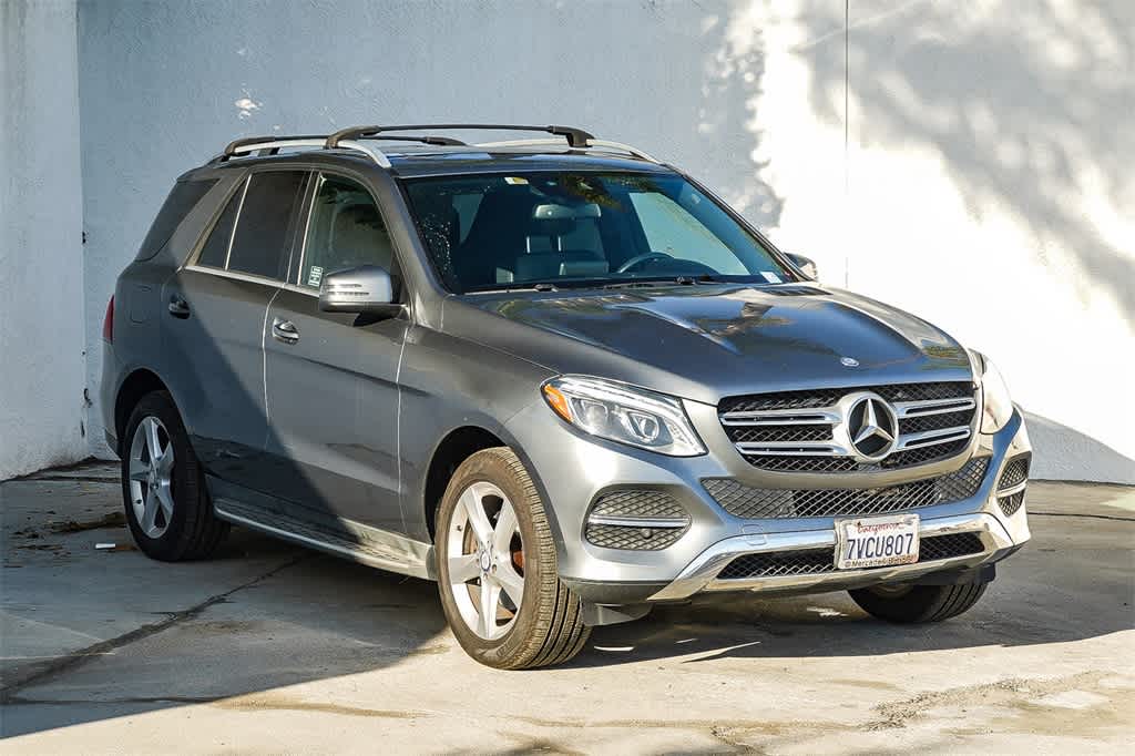 Thumbnail: 2017 Mercedes-Benz GLE - 3