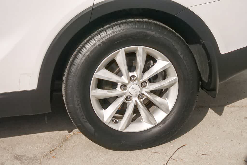 Thumbnail: 2016 Kia Sorento - 6