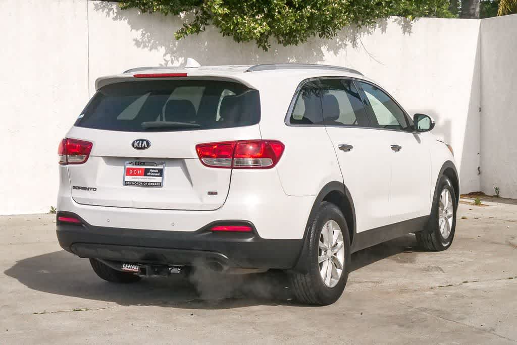 Thumbnail: 2016 Kia Sorento - 7