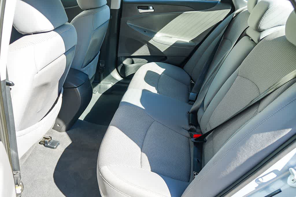 Thumbnail: 2013 Hyundai Sonata - 20