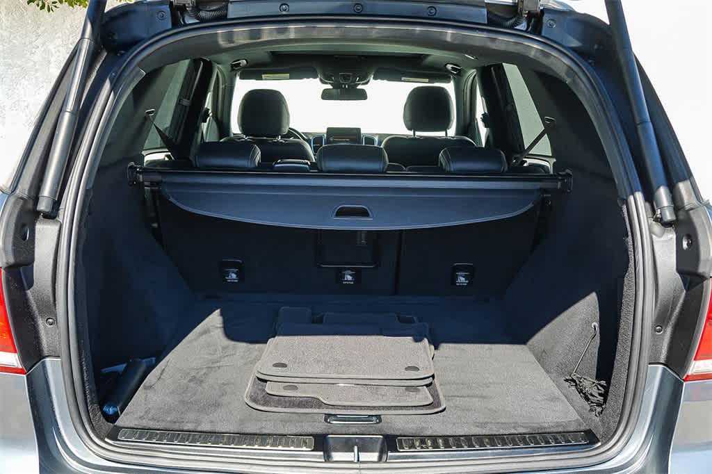 Thumbnail: 2017 Mercedes-Benz GLE - 29