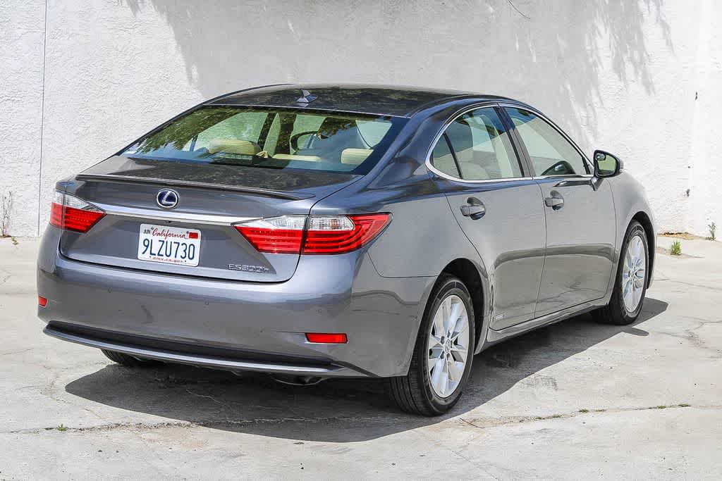 Thumbnail: 2014 Lexus ES - 7
