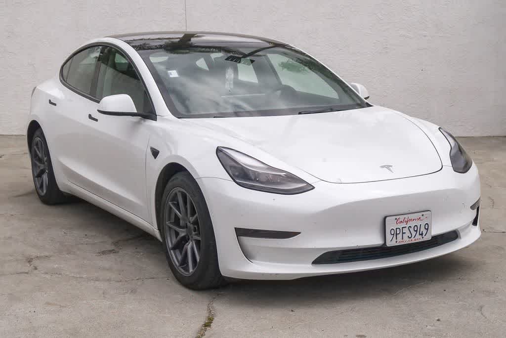 Thumbnail: 2022 Tesla Model 3 - 3