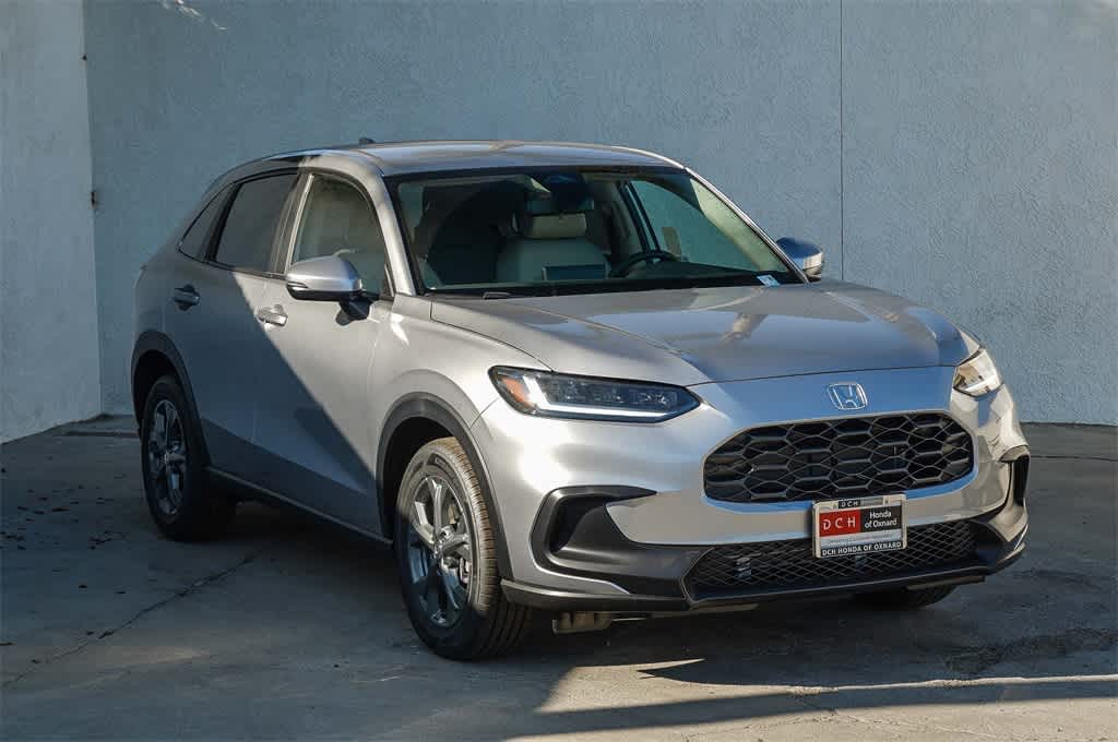 2026 Honda HR-V LX photo 2