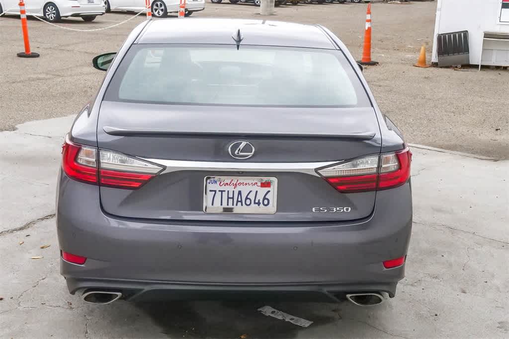 Thumbnail: 2016 Lexus ES - 8