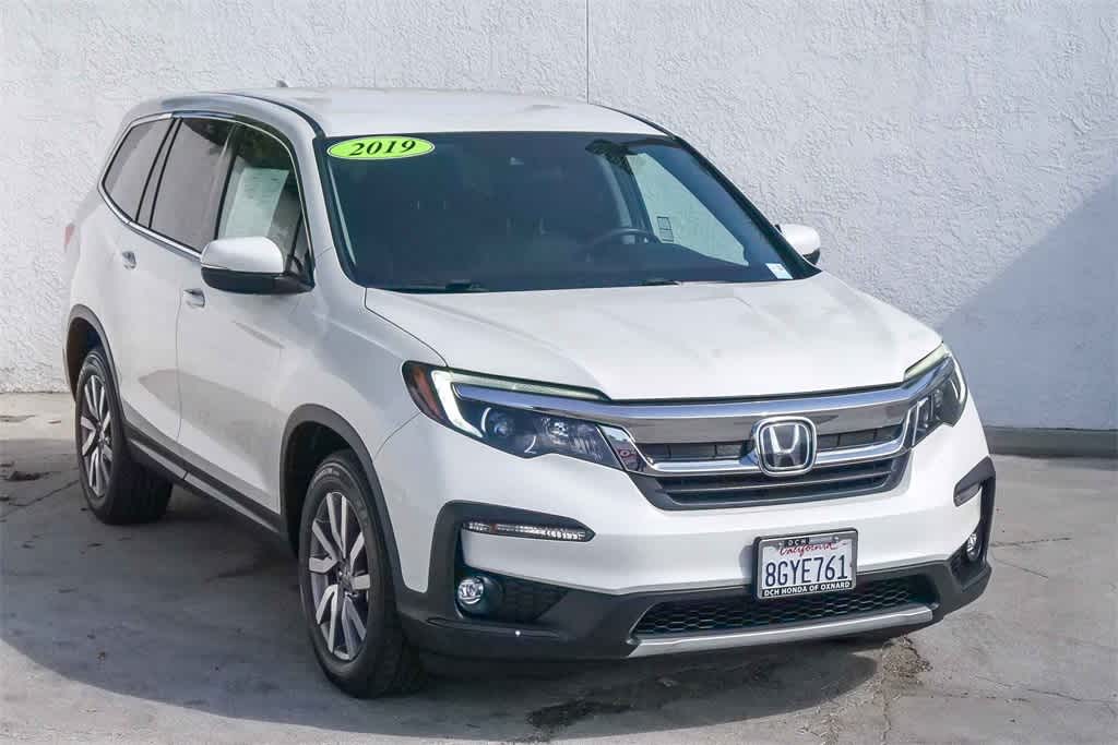 2019 Honda Pilot EX photo 2