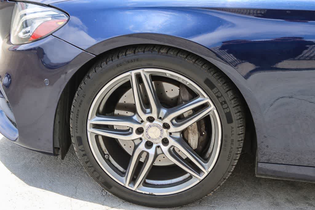 Thumbnail: 2017 Mercedes-Benz E-Class - 5