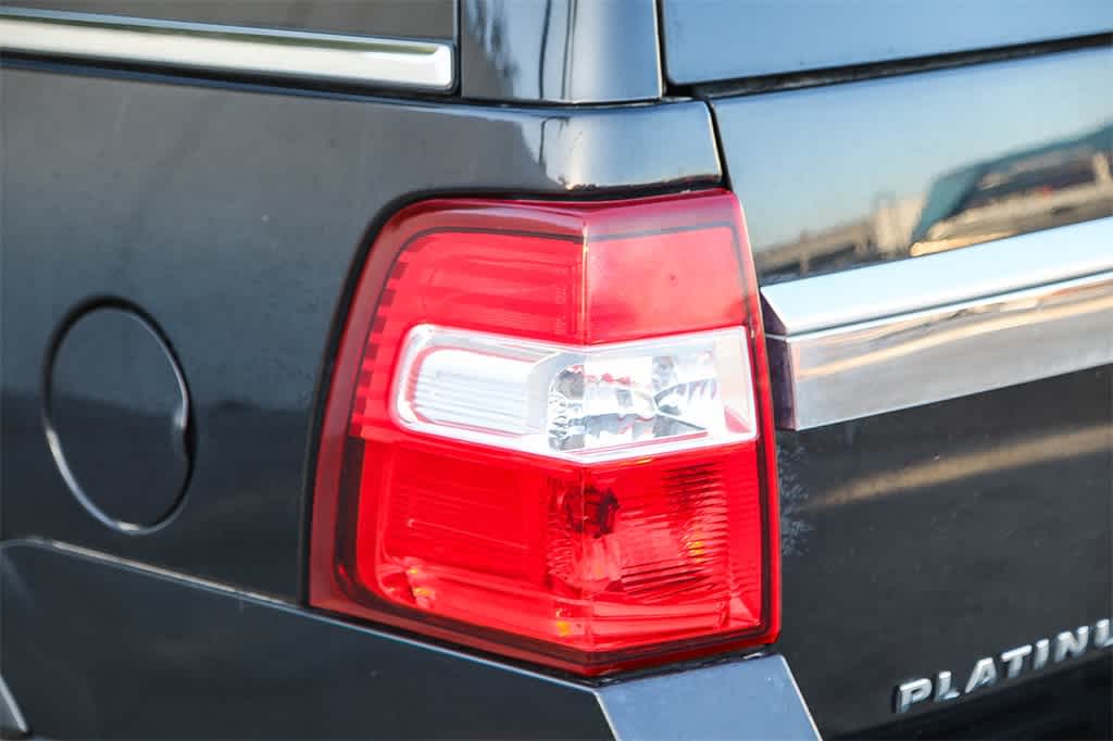 Thumbnail: 2015 Ford Expedition - 8