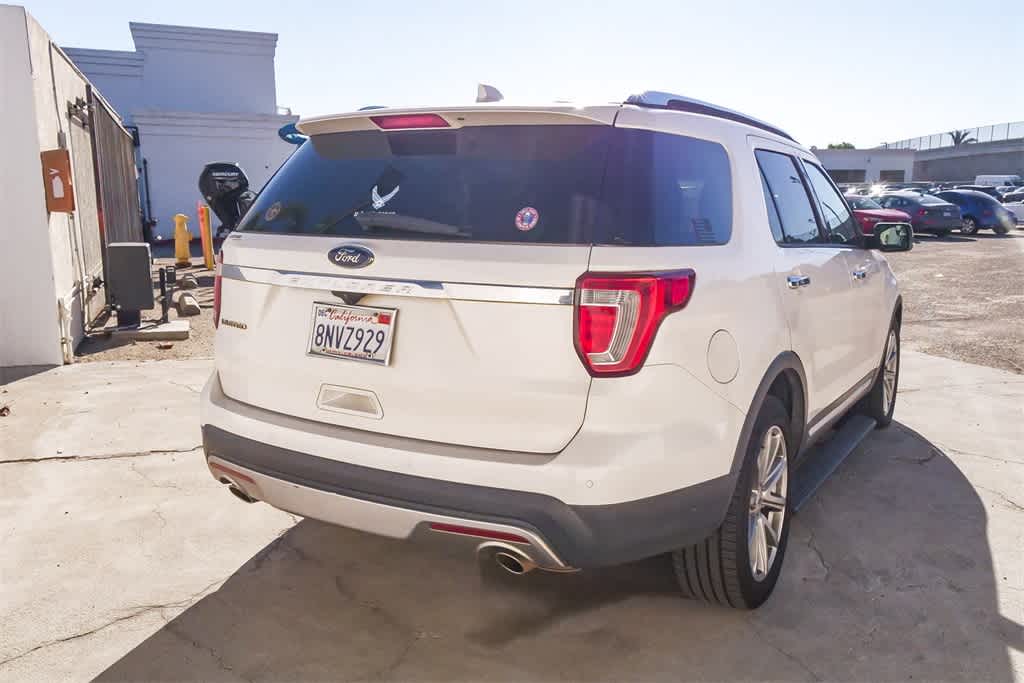 Thumbnail: 2017 Ford Explorer - 9