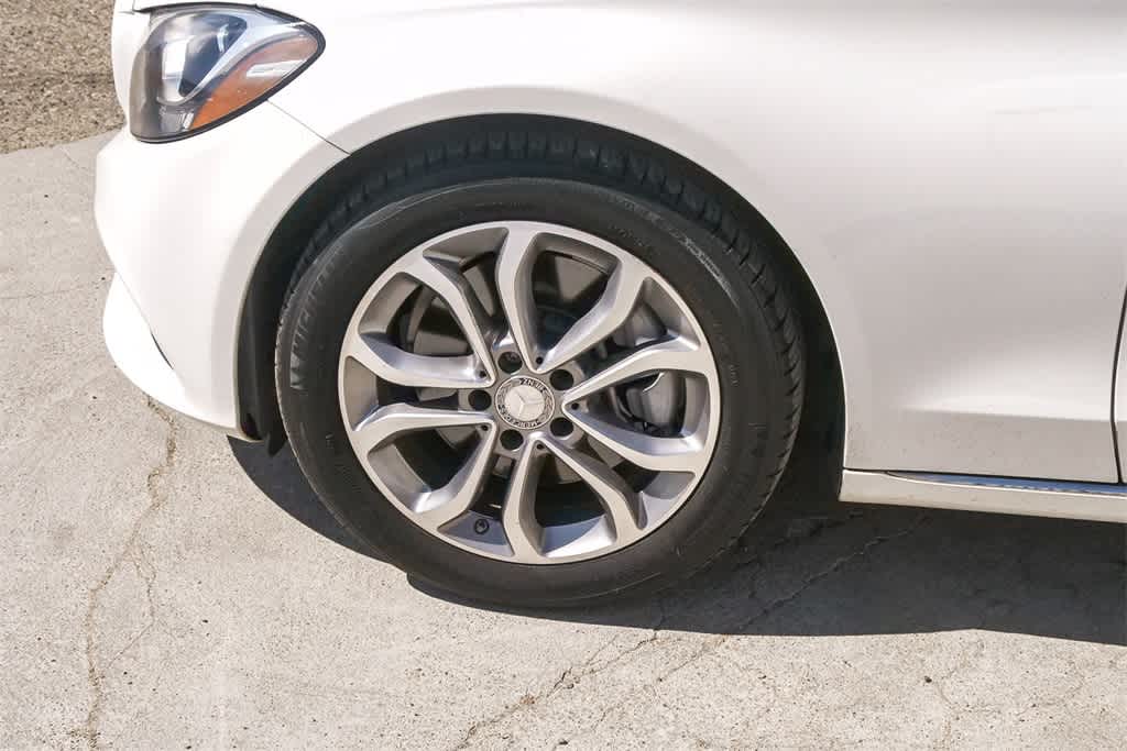 Thumbnail: 2015 Mercedes-Benz C-Class - 5