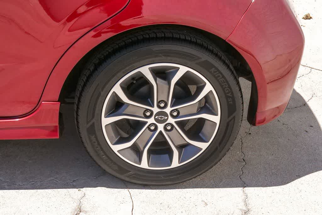 Thumbnail: 2019 Chevrolet Sonic - 6