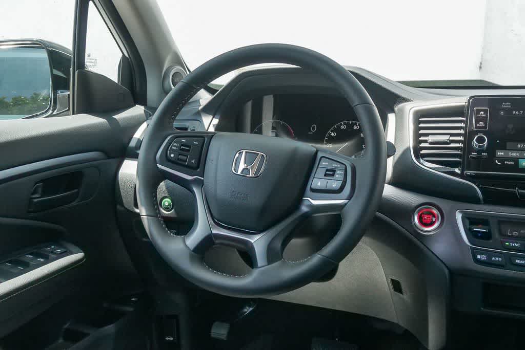 Thumbnail: 2026 Honda Ridgeline - 16