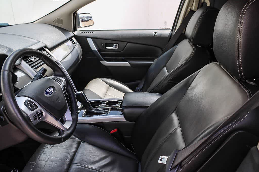 Thumbnail: 2014 Ford Edge - 15