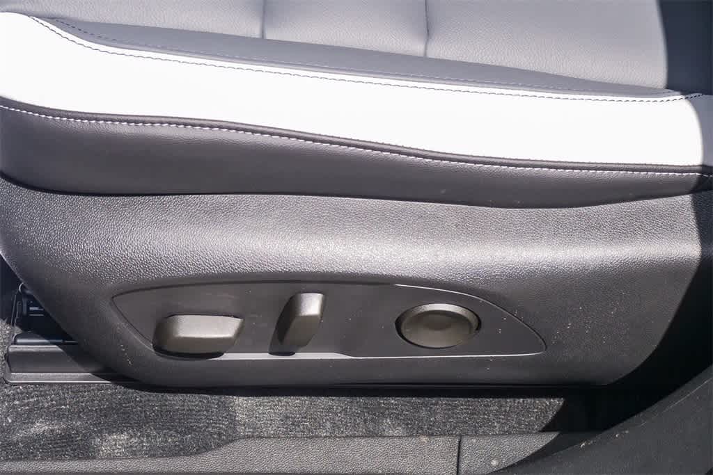 Thumbnail: 2026 Honda Prologue - 21