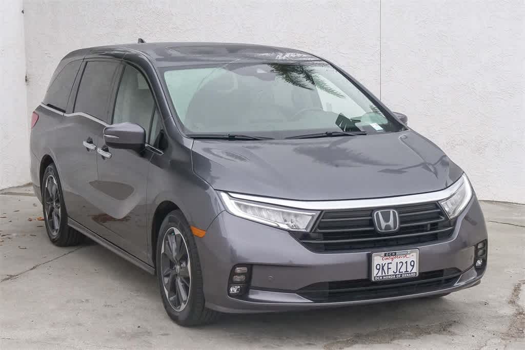 2024 Honda Odyssey Elite photo 2