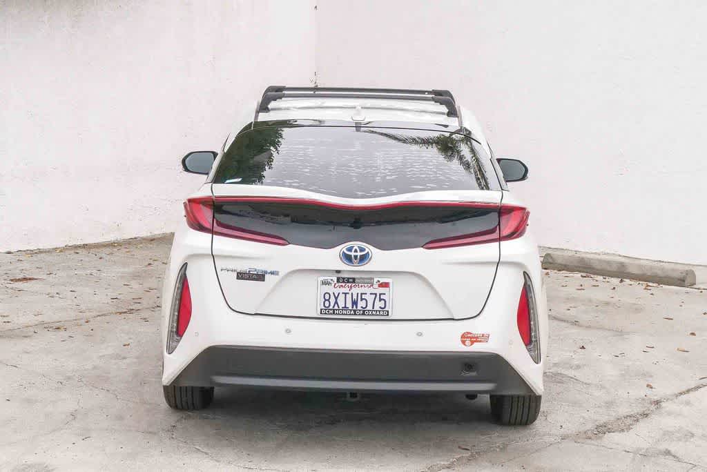 Thumbnail: 2017 Toyota Prius Prime - 8