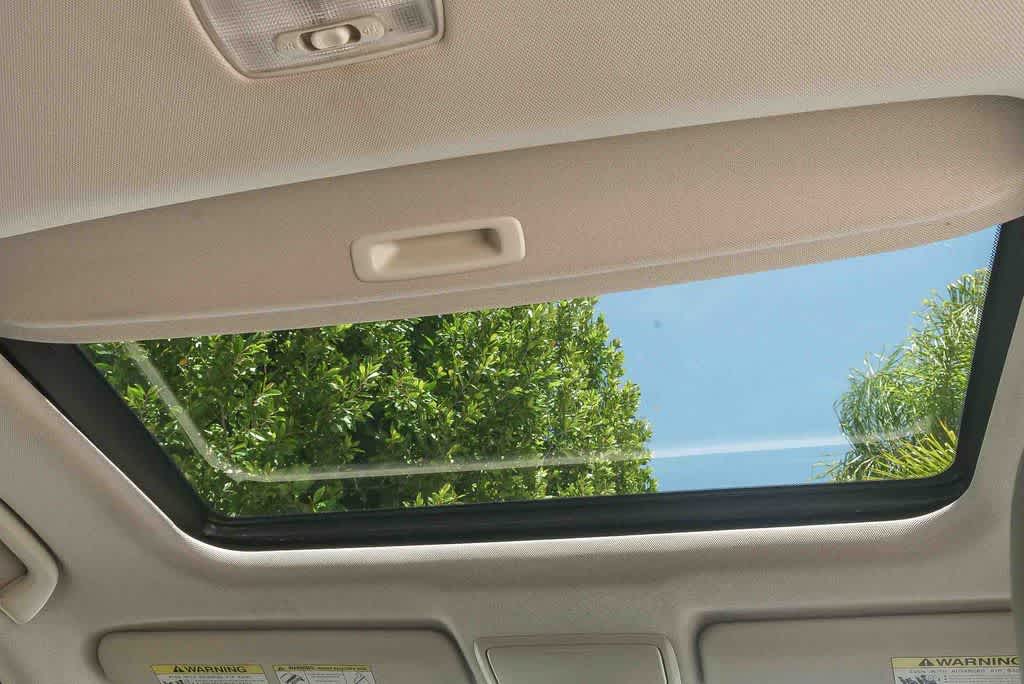 Thumbnail: 2012 Honda CR-V - 15