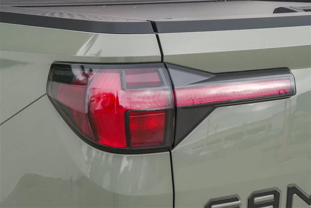 Thumbnail: 2023 Hyundai Santa Cruz - 10