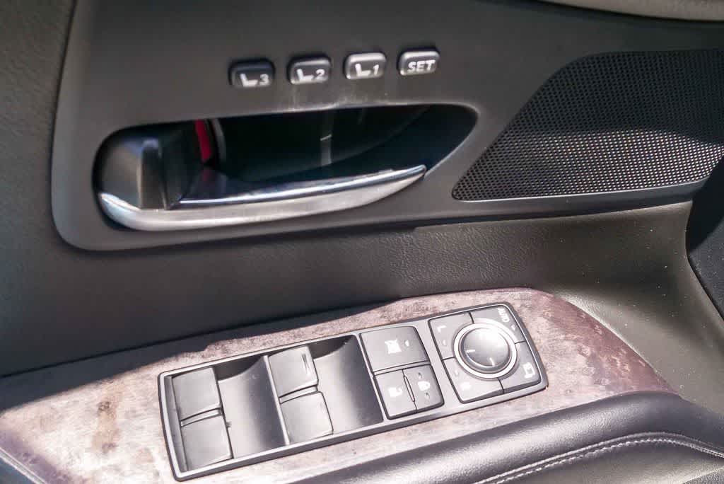 Thumbnail: 2015 Lexus RX - 16