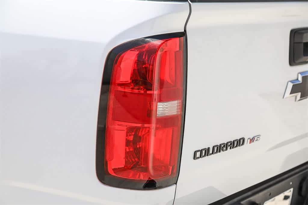 Thumbnail: 2019 Chevrolet Colorado - 10