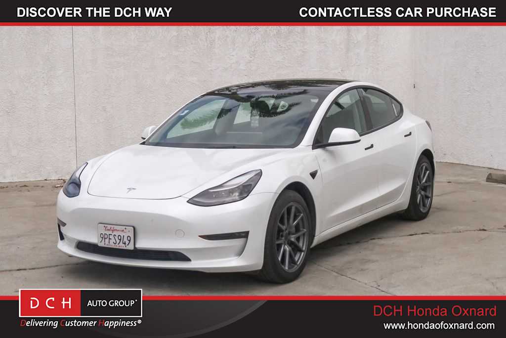 2022 Tesla Model 3 Standard Range Plus's photo