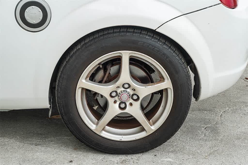 Thumbnail: 2003 Toyota MR2 Spyder - 11