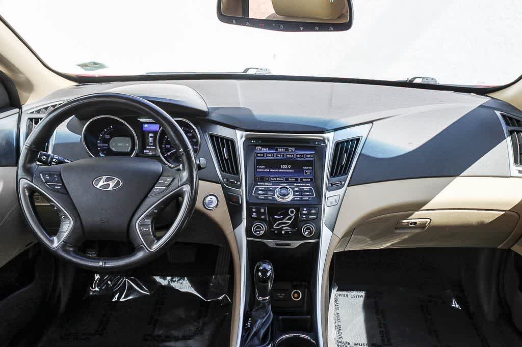 Thumbnail: 2013 Hyundai Sonata - 11