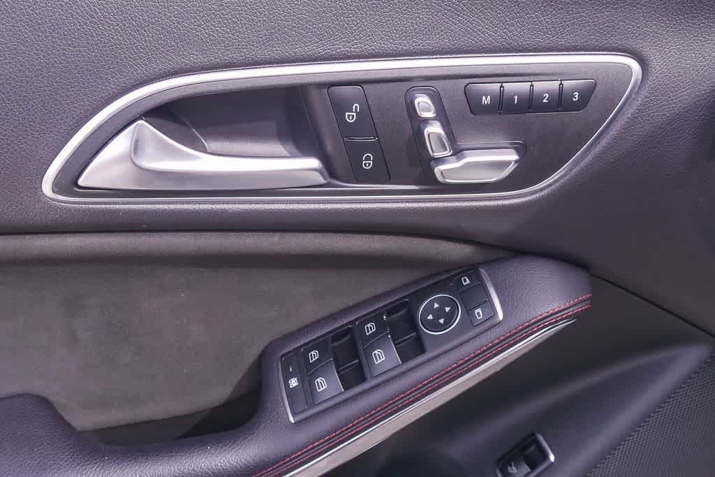 Thumbnail: 2018 Mercedes-Benz CLA - 19