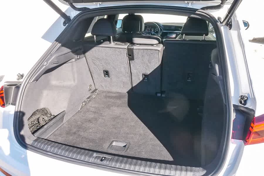 Thumbnail: 2020 Audi Q3 - 24