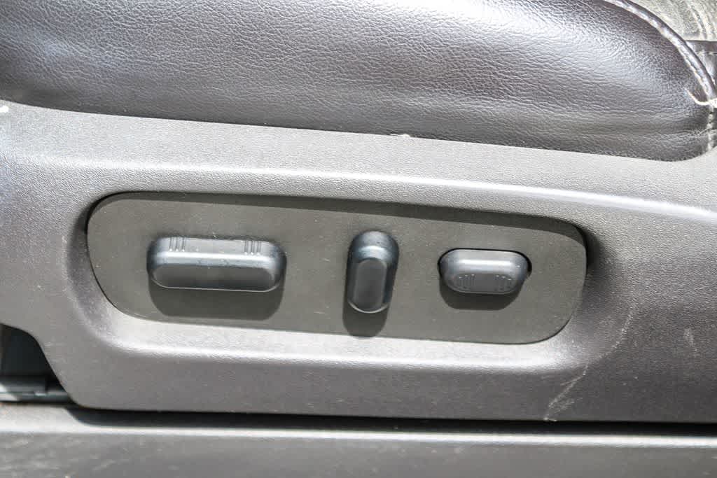 Thumbnail: 2013 Ford Explorer - 19
