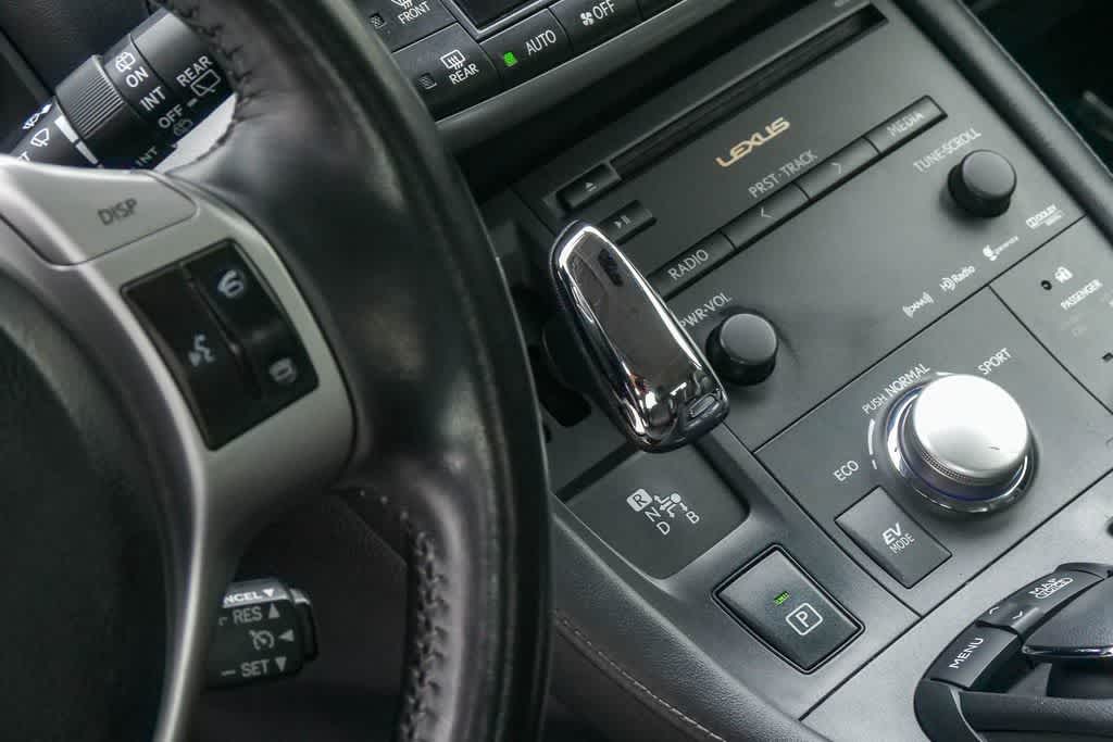 Thumbnail: 2013 Lexus CT - 18