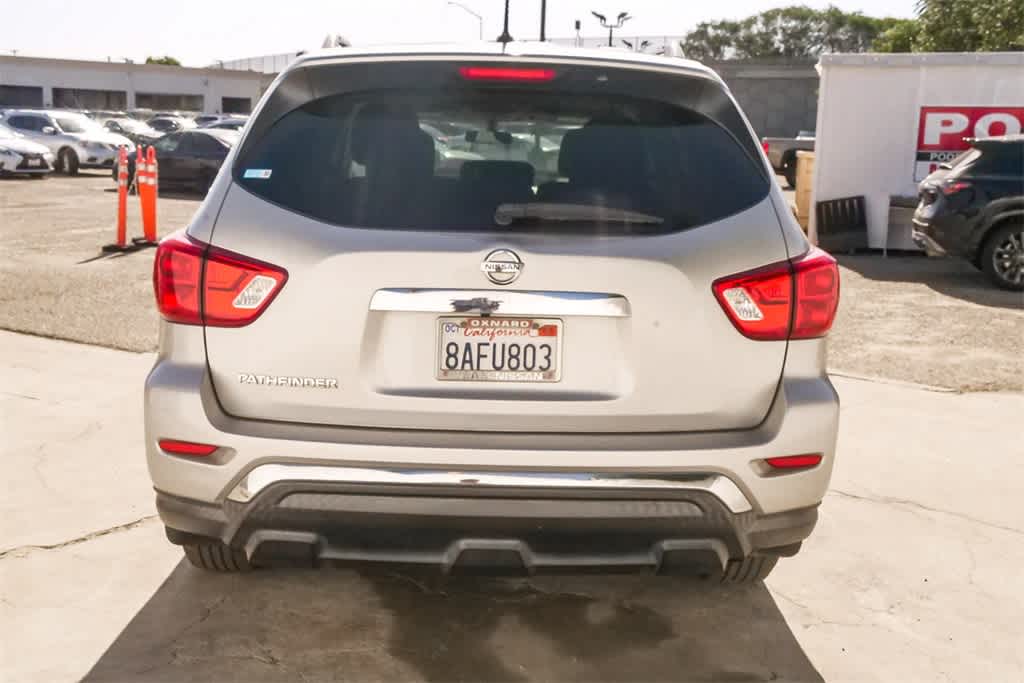 Thumbnail: 2017 Nissan Pathfinder - 8