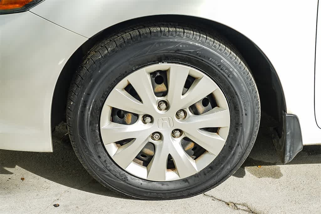 Thumbnail: 2012 Honda Civic - 10