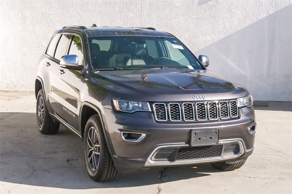 Thumbnail: 2020 Jeep Grand Cherokee - 3