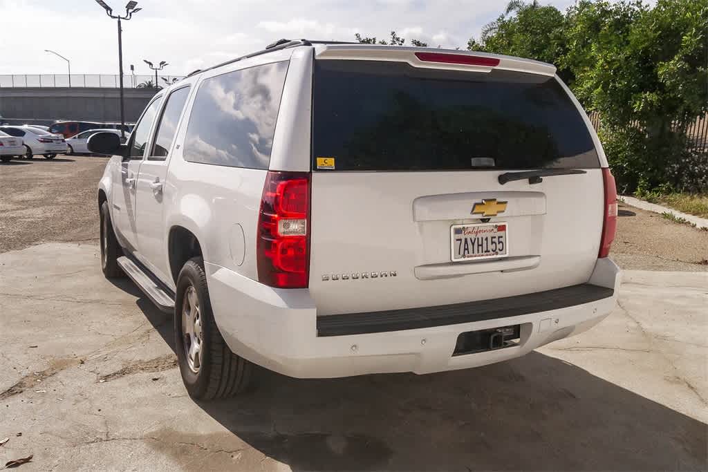Thumbnail: 2013 Chevrolet Suburban - 8