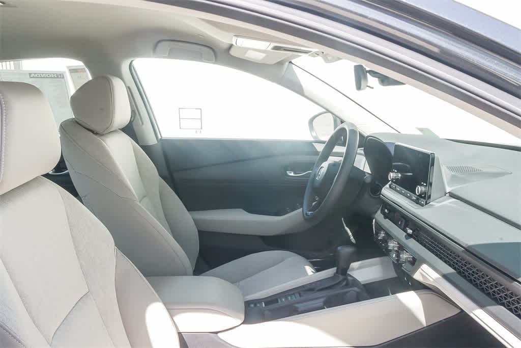 Thumbnail: 2025 Honda Accord - 18