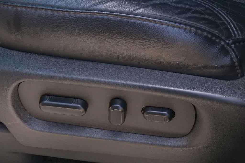 Thumbnail: 2014 Ford Explorer - 18