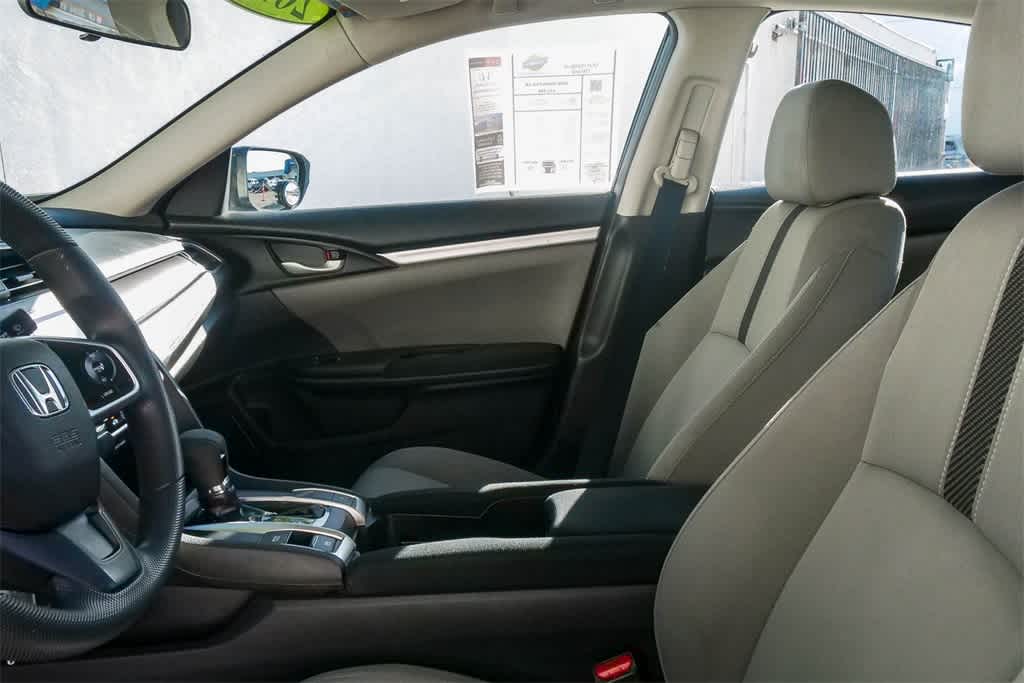 Thumbnail: 2016 Honda Civic - 17
